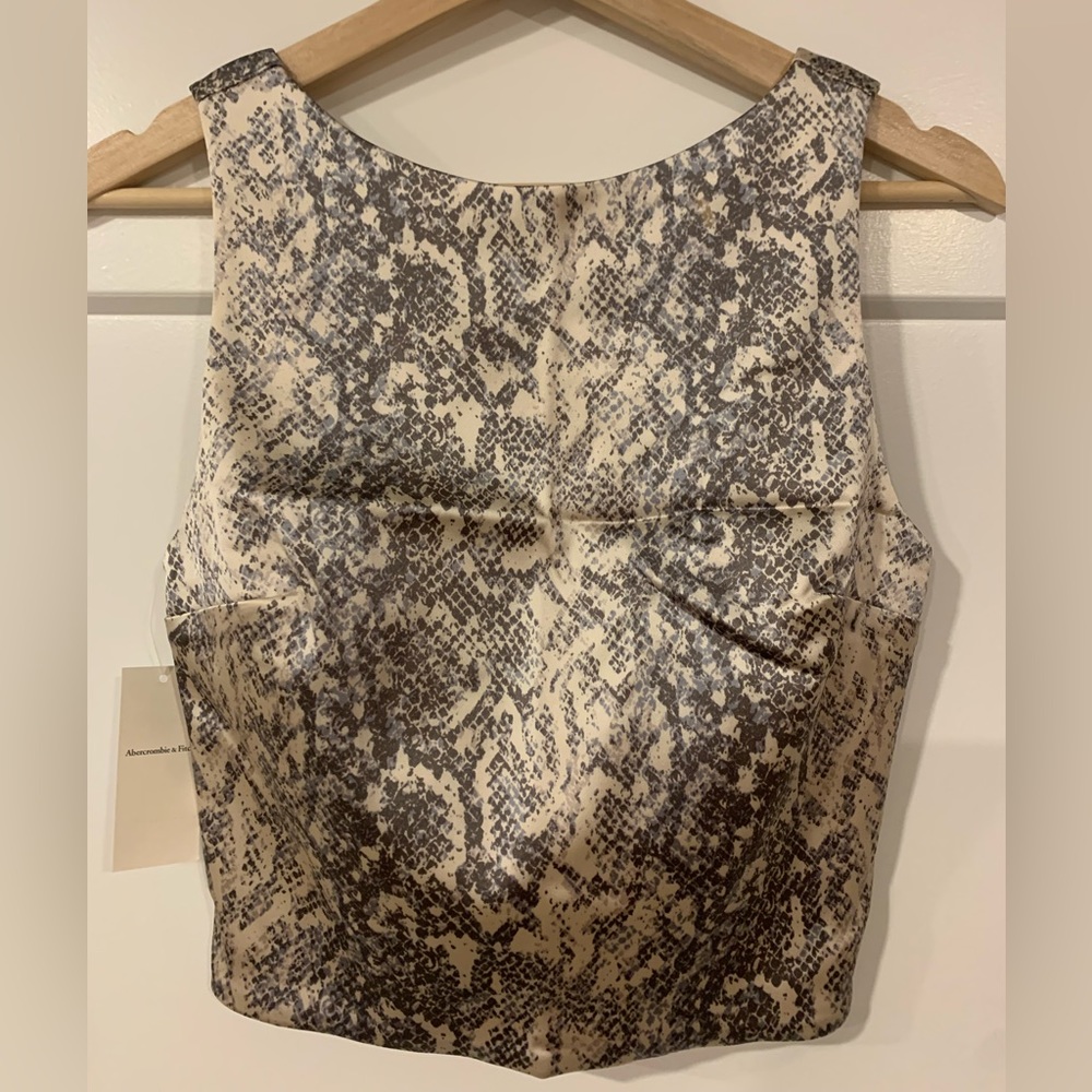 Abercrombie & Fitch Satin Sculpt Shell Top (Snakeskin) - Sizes XS & S